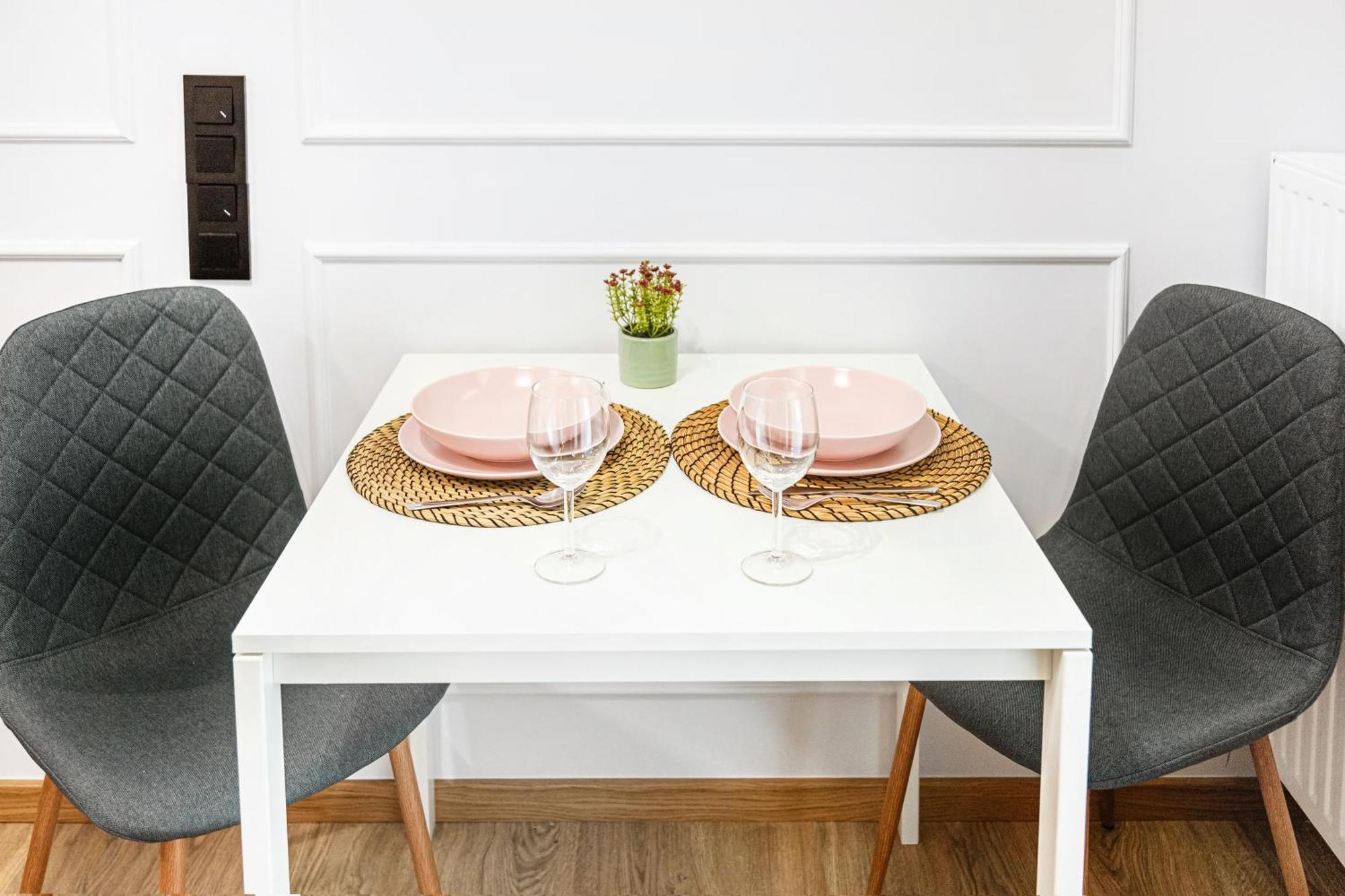 Stylowe Apartamenty W Centrum Breslavia Exterior foto