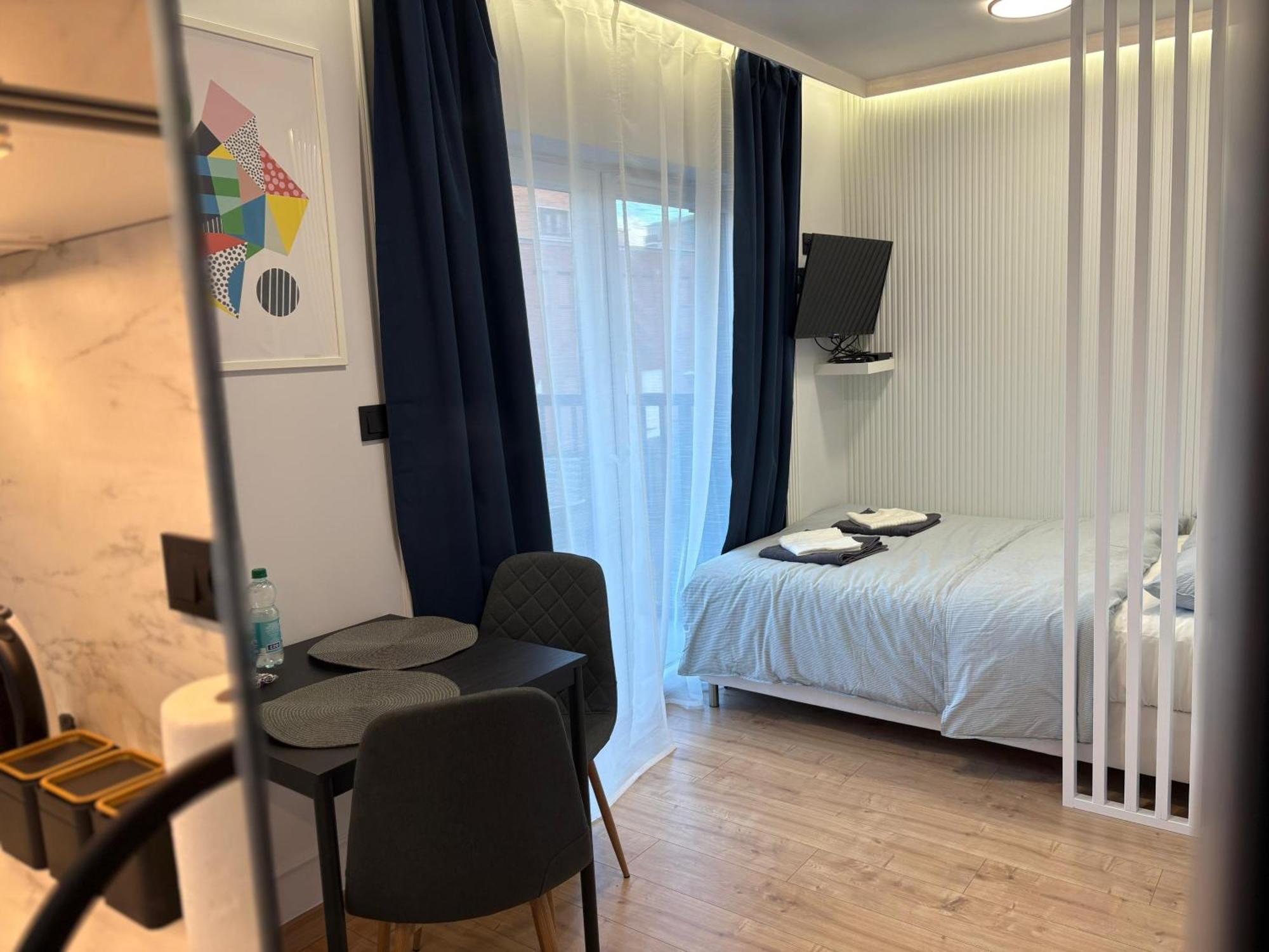 Stylowe Apartamenty W Centrum Breslavia Exterior foto